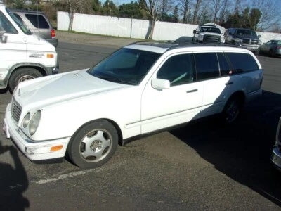 Used Front Left Door Assembly Front fits: 1998 Mercedes-benz Mercedes e-class 21 Foto 1 de 4