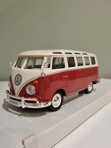 Volkswagen Samba Van Special Edition 1:25 Scale Diecast Metal Model Van Car Red 