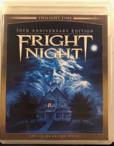 USED EXCELLENT Fright Night Blu Ray Twilight Time BOOKLET SIGNED BY TOM HOLLAND - Picture 1 of 3