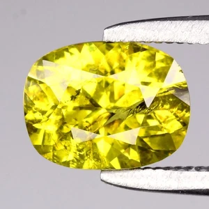 💎 1.49ct 7.5x6mm Cushion Natural Yellowish Green Grossular Garnet - Africa Gem - Picture 1 of 4