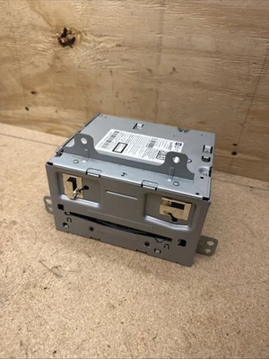 Receptor de rádio 2014 Buick Verano Chevy Cruze Encore player 23206821 - Imagem 1 de 4