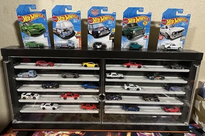 Hot Wheels 2018 50th Anniversary Display Case + 25 Cars - Image 1 of 4