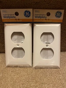 Lot Of 2 New GE Wallplate White Duplex Receptacle Unbreakable Nylon Item #40022 - Picture 1 of 4