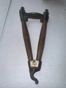 Vintage Cast Iron Metal Wood Victorian Hook Hanger For Clothes or Plants - Picture 1 of 2