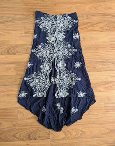 Venus blau und weiß bestickt Boho Western Maxirock 12 M hoch niedrig Y2K B3 - Bild 1 von 12