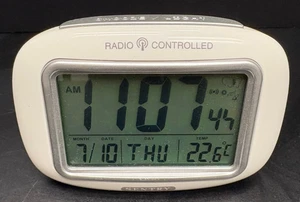Reloj despertador digital iluminado con control remoto SENTRY blanco PROBADO con baterías - Imagen 1 de 3
