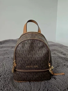 Michael Kors Backpack Womens - Picture 1 of 19