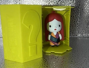 Hallmark The Nightmare Before Christmas Mystery Holiday Mini Ornamente - Sally - Bild 1 von 1