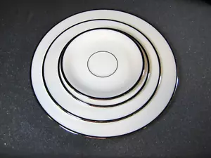 LENOX MONCLAIR 4 PIECES B 501 - Picture 1 of 13