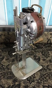 Vintage funktionierender Eastman Stoffschneider 7885 (Typ XDS) Polster - Bild 1 von 8