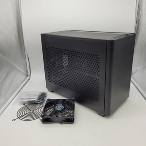 Cooler Master NR200 SFF Mała obudowa Mini-ITX, panele wentylowane - Zdjęcie 1 z 9