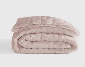 NWOT Quince Full Queen Quilt Organic Bamboo Soft Blush - Picture 1 of 5
