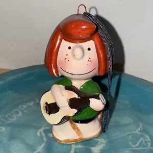 Vintage Peanuts Keramik DEFEKT Weihnachtsschmuck Pfefferminz Patty Gitarre 1966 Japan - Bild 1 von 7