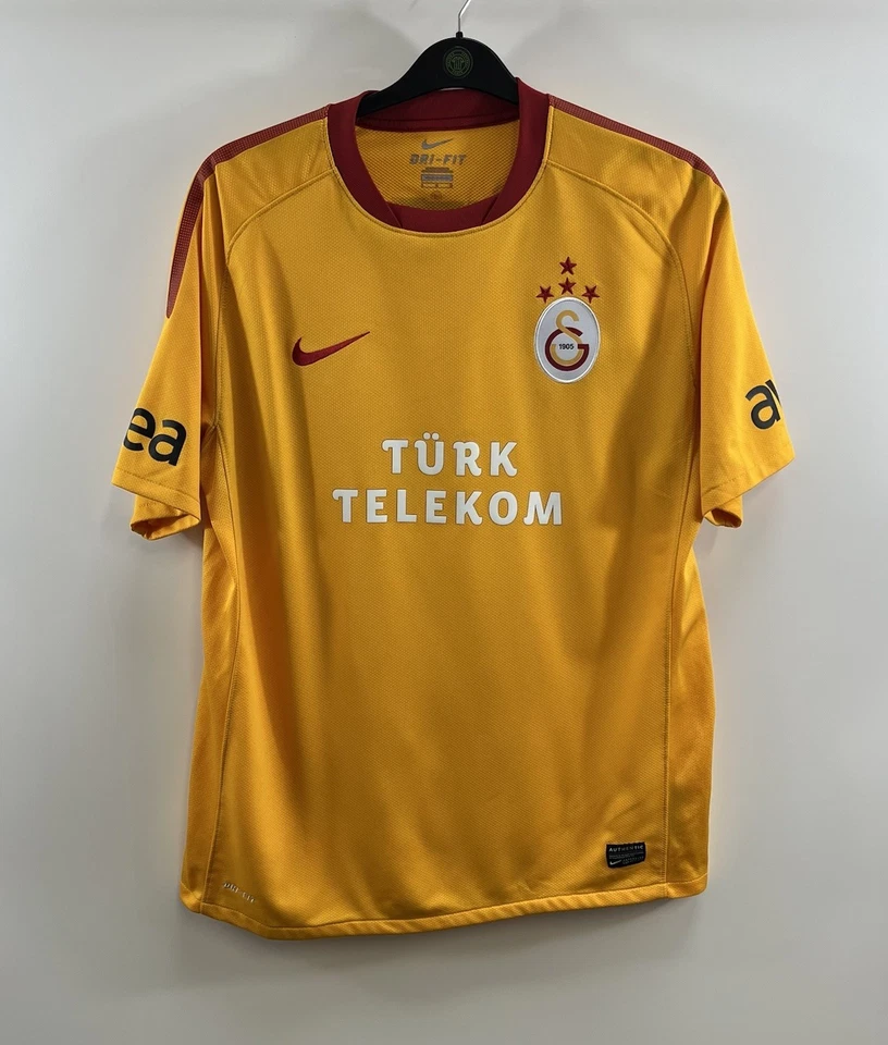 Galatasaray Third Football Shirt 2011/12 Adults Large Nike A338 - Image 1 of 4