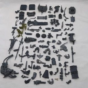 Lote de (50+) brocas y piezas de fantasía de Warhammer 40k - Imagen 1 de 7