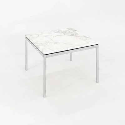 Mesa auxiliar Florence Knoll años 2010 con tapa de mármol Arabescato pulido 23x23x17 Foto 1 de 4