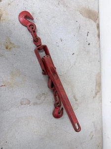 1/4" 5000 lbs. lever type chain binder in good shape - Picture 1 of 3