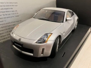 1/18 AUTOart Nissan Fairlady Z 350Z Z33 plata con caja de coche modelo Japón - Imagen 1 de 13