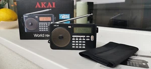 Akai APW15 FM/LW/MW/SW DSP PLL Radio Receiver - Weltempfänger / Funkempfänger - Bild 1 von 24