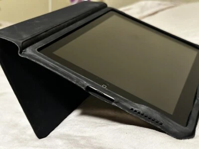 Apple iPad 2 16GB OG Rig - READ *Vintage - Image 1 of 4