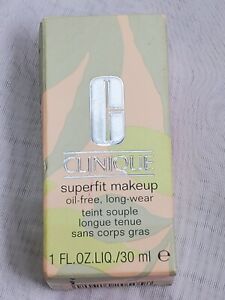 Clinique Foundation "DEEP CARAMEL"(G)(M)    Makeup Oil Free Long Wear 31