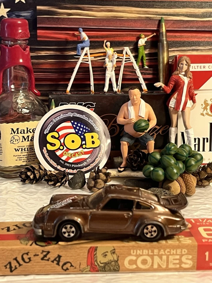 ERTL Porsche 930 Turbo The Cannonball Run коричневый литой б/у отличное состояние товара - Изображение 1 из 4
