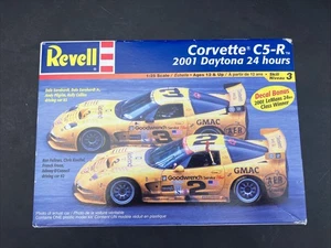 Revell #85-2376 Corvette C5-R 2001 Daytona 24 Hours 1:25 Scale Model Kit - Picture 1 of 8