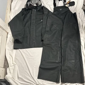 Chaqueta y baberos de lluvia Carhartt, doble codo, trasero y rodilla y bolsillo talla mediana - Imagen 1 de 19