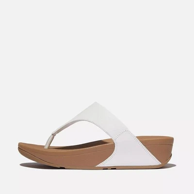Sandalias regulares FitFlop para mujer Lulu de cuero con puntera, blancas, opciones de talla Foto 1 de 4