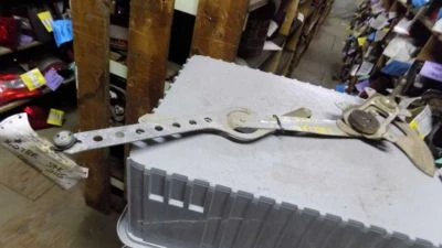 Regulador de ventana delantera de pasajero para camioneta Chevrolet 3500 95-02 33210 Foto 1 de 2