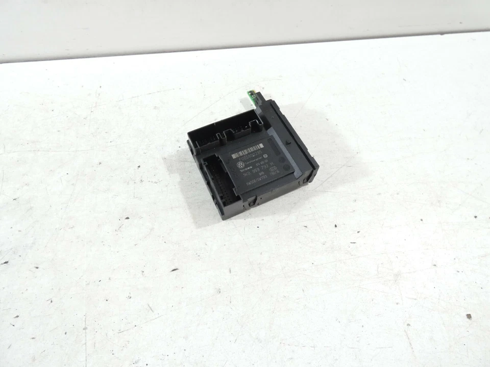 Centralina porta anteriore destra VW Golf V 5 anno 2008 Variant 1K0959792M - Immagine 1 di 1