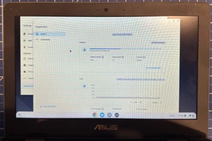 ASUS Chromebook 11.6'' Intel Celeron N4020 1.1GHz 4GB Black Clean and Compact - Picture 1 of 7