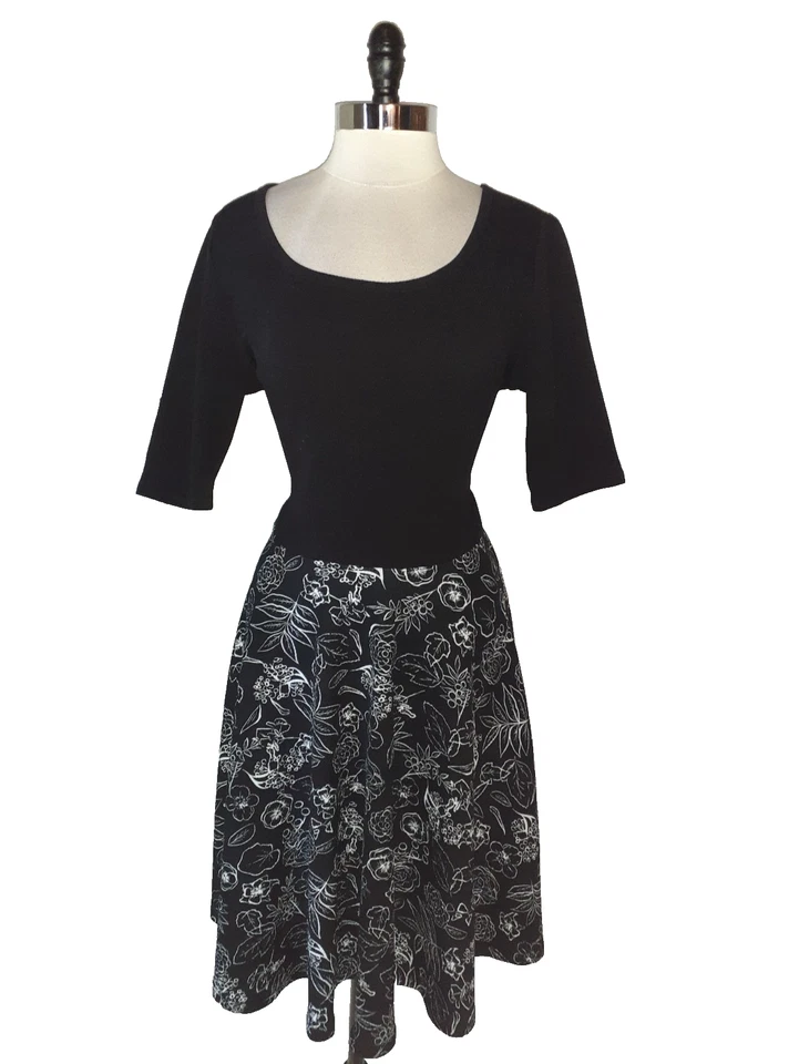 NEW LULAROE Size 2XL Nicole Dress Black White Floral Stretch Knit Knee Length - Image 1 of 4