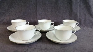 Okura Touen Model Number: Gold Band Cup & Saucer 5-Piece - Picture 1 of 9