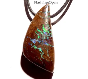 134ct! Riesen Koroit Gem Opal Anhänger Grün/Türkise-Gold Adern Flashfire-Opals - Picture 1 of 7