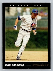 1993 Pinnacle Ryne Sandberg #15 - Picture 1 of 2