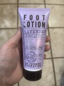 Loción para pies My Beauty Spot lavanda 4,7 fl oz con vitaminas A y E - Imagen 1 de 3