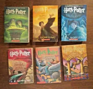 HARRY POTTER J.K. ROWLING SOFT COVER & HARD COVER BOOK - SELECT YOUR TITLE - Foto 1 di 12