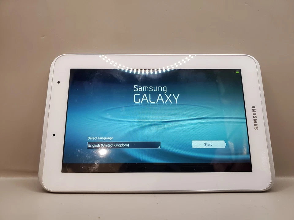 Samsung Galaxy Tab 2  7.0 GT-P3110 8GB Wi-Fi White - Image 1 of 3