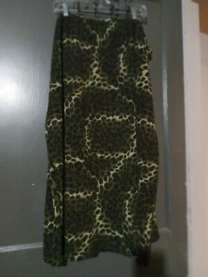 Fashion bug women's leopard print skirt . Size 4X - Image 1 of 4