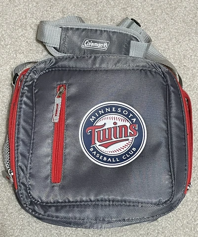 Minnesota Twins Baseball Coleman Beer Pop Cooler 12 Cans NWOT Cover