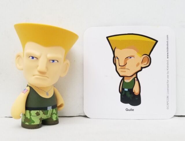 Kidrobot Street Fighter 3 Inch Mini Series Guile Figure - 1/20 Ratio (blue)