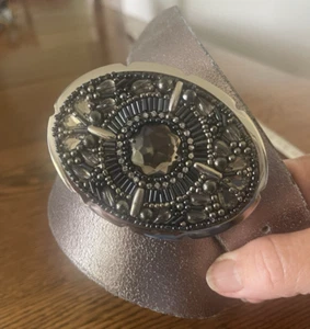 Chicos Western Bling Buckle Belt Sz L Silver Metallic Leather & Faux Jewels - Picture 1 of 11