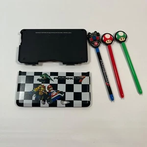 POWER A / Official Nintendo 3DS MarioKart 7 Snap and Play Kit with 3 Stylus - Picture 1 of 5