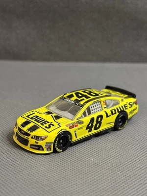 LOOSE Jimmie Johnson 2013 Lowe’s Daytona 黄色 1/64 Spin Master 压铸 — 第 1/4 张图片