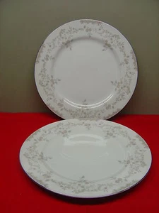 2 platos de cena Mikasa China TRINITY #5285 - Imagen 1 de 2