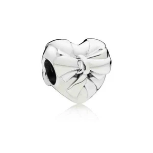 NEW Genuine Pandora Charm 797303 Brilliant Heart Bow ALE S/S - Picture 1 of 7