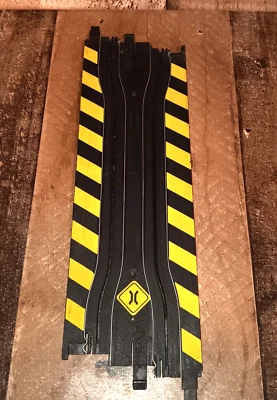 Coche Ranura De Colección Marchon MR-1 Carreras Pista 9" Chicane 22126 Leer Foto 1 de 4