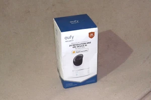 Eufy 2K Indoor Überwachungskamera mit KI & funktioniert mit Apple HomeKit T841 10X - Bild 1 von 4