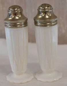 Hazel Atlas Newport Horquilla Salero y Pimentero Tapas Metálicas Vidrio Depresión - Imagen 1 de 4